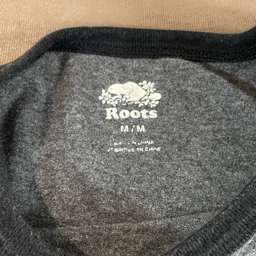Womens Roots Canada Ringer Charcoal/Black/White T-Shirt Size Medium (SKU: 24W) - Picture 7 of 9